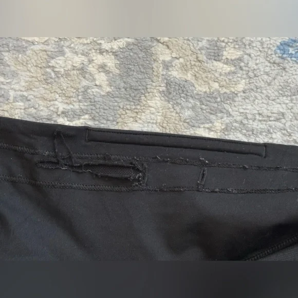 Lululemon Run Times Short II *4" Black (First Release) *Flawed - Picture 7 of 14